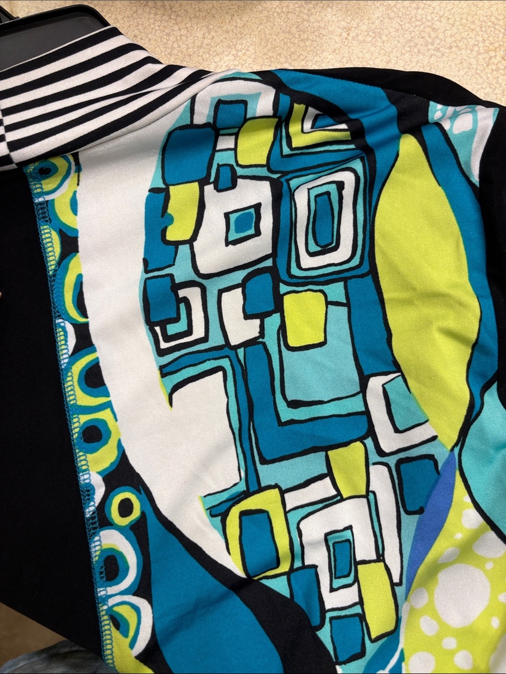 Multi-Color Patterned Open Front Kimono Style Cardigan - Picture 5 of 8